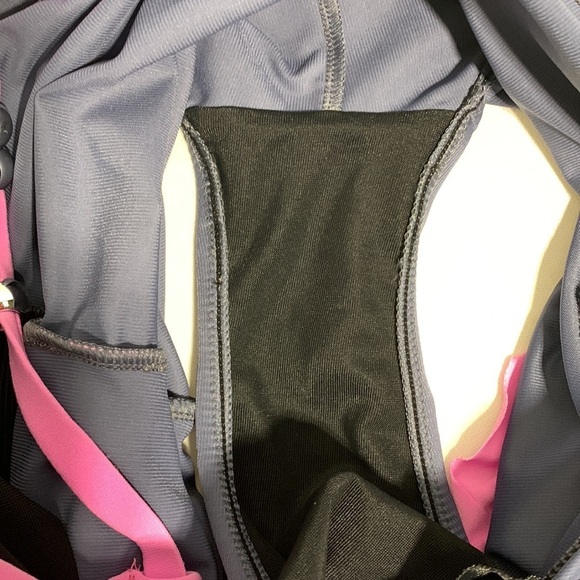 MagicSuit Women's Pink & Charcoal Two-Tone Ruched One-Piece Swimsuit Size 16 - Picture 6 of 6